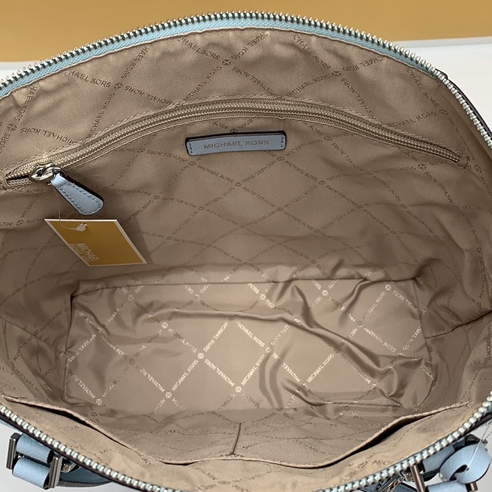 MICHAEL KORS CHARLOTTE LARGE TOP ZIP TOTE VISTA BLUE COLOR - Picture 11 of 16